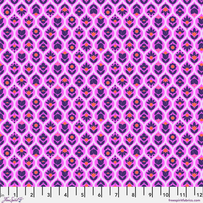 Beg Your Garden - Sugarplum- Cotton Lawn