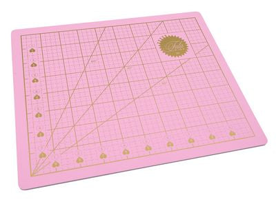 Tula Pink Double-Sided Self-Healing Cutting Mat – 10" x 8" | Pre-Order